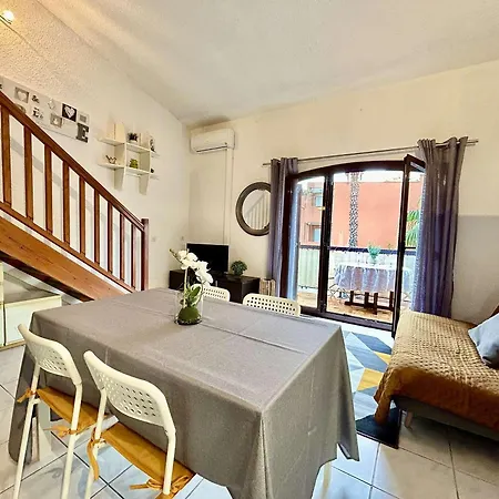 Apartment Studio Mezzanine Climatise Avec Parking Prive, Centre-ville Maxime - Fr-1-226-541 *